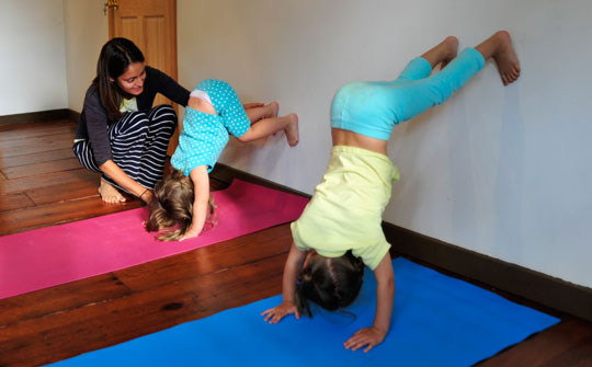 Read more about the article Kids and parents love PJ Yoga