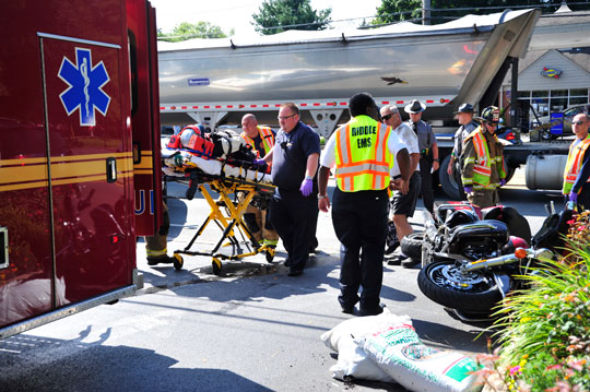 Read more about the article Two injured in car/motorcycle crash