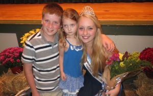 Unionville Fair Queen Carly Rechenberg poses with her proud siblings: Kyle, 11, and Riley, 5.