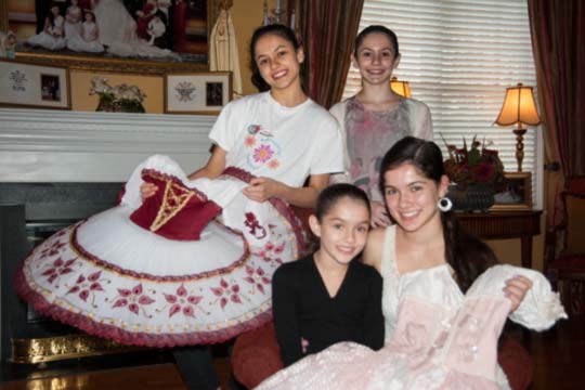 Read more about the article Chadds Ford sisters score big in ballet