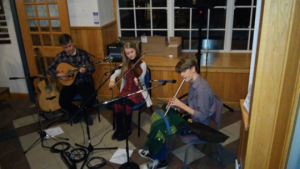 Read more about the article Teen trio to display Irish music prowess