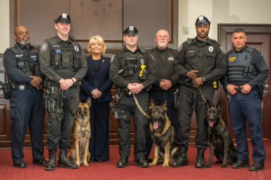 You are currently viewing Graduation advances county K-9 program