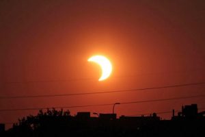 Read more about the article Safety tips for solar eclipse