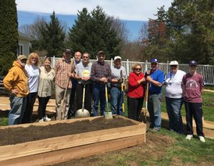 Read more about the article Rotary helps rebuild Chesco Food Bank garden