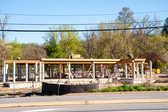 Read more about the article Beam signing for Hank’s Place