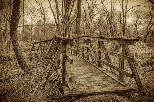 You are currently viewing Photo of the Week: Gloomy Bridge