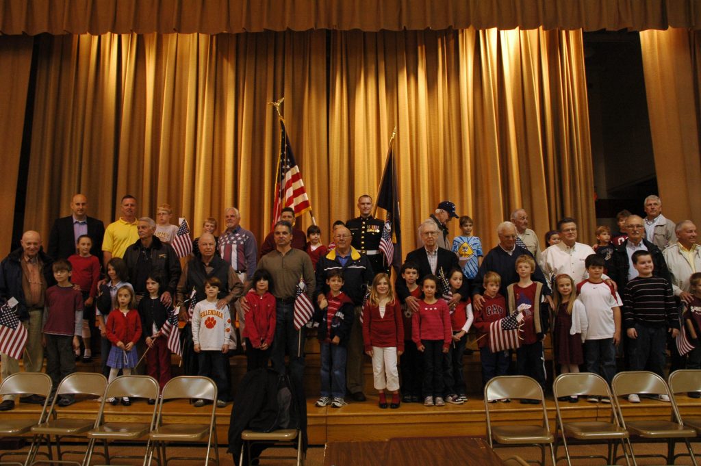 Read more about the article Hillendale honors veterans
