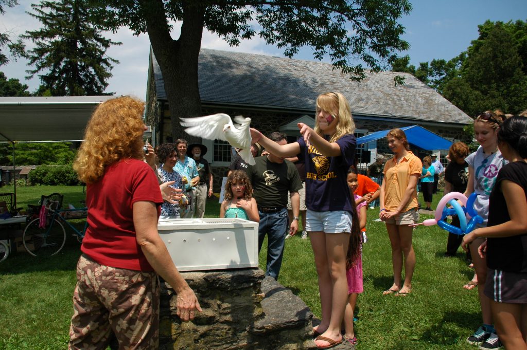 Read more about the article Birmingham Friends host second Peace Fair